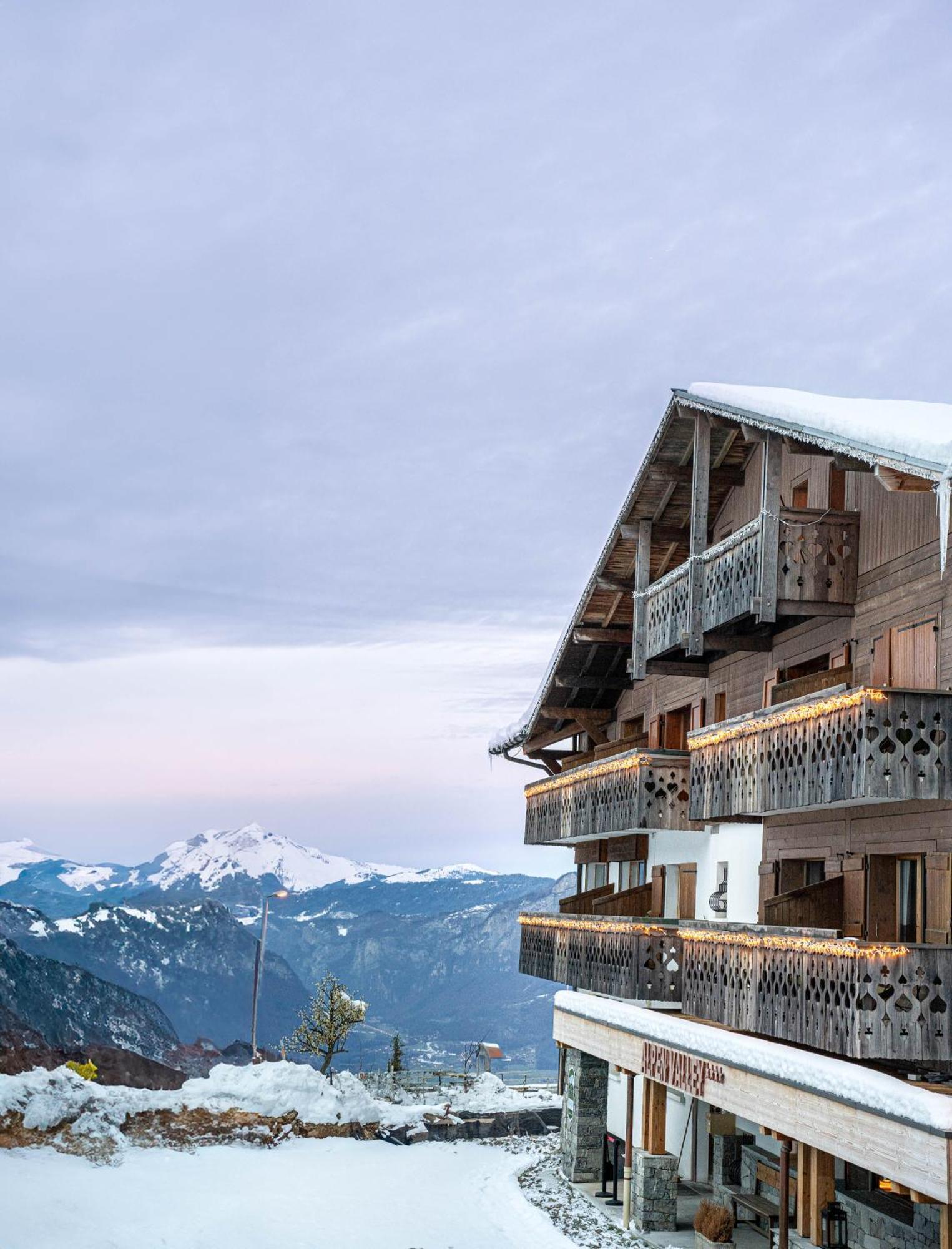 Chalet Alpen Valley, Mont-Blanc Комблу Экстерьер фото